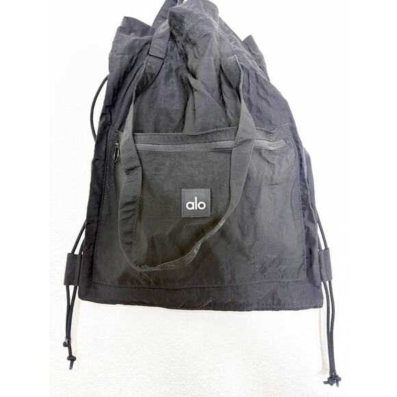 Alo Yoga Utility Tote Bag Black Oversized Gym Bag - Picture 8 of 10